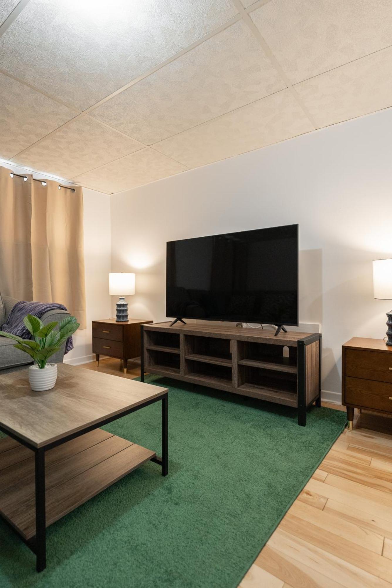 Comfortable Spacious House With Parking Brossard Kültér fotó