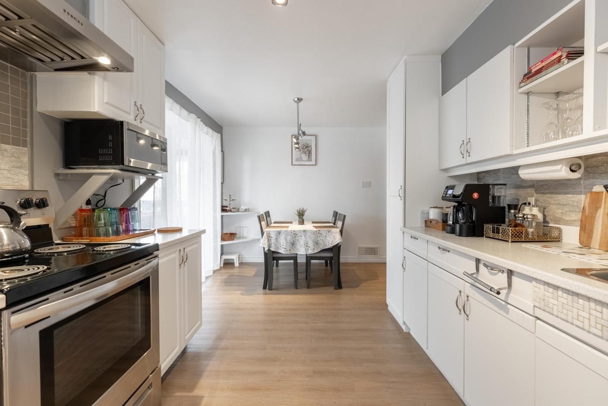 Comfortable Spacious House With Parking Brossard Kültér fotó